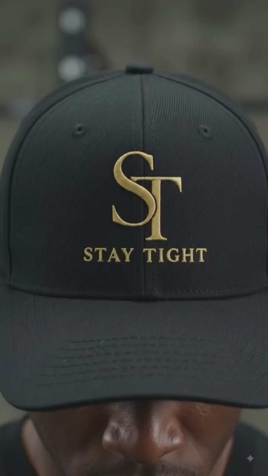 Discipline Beats Motivation Every Time – Stay Tight Premium Heavyweight Tee